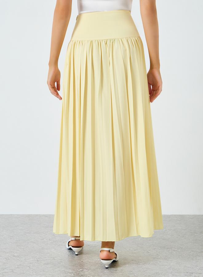Styli Women Yellow Pleated A-Line Maxi Skirt - Image 4